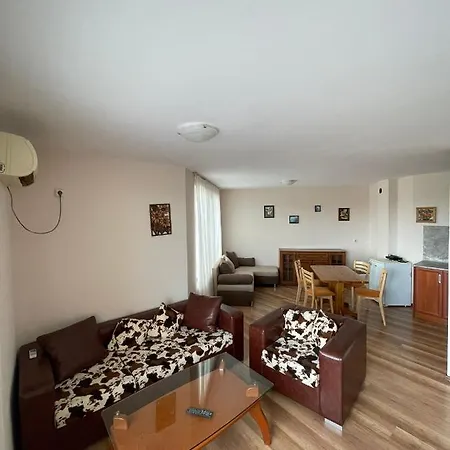 Sunny Beach, Palm Court B26 Apartman Napospart
